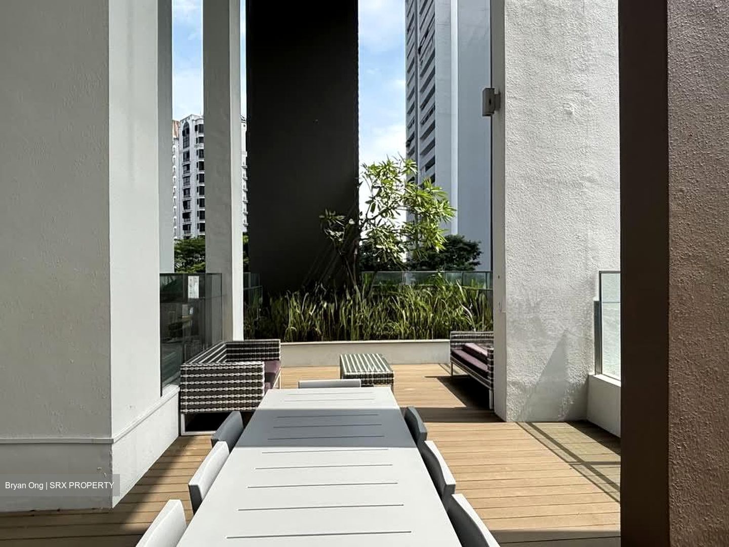Vista Residences (D12), Condominium #561750891